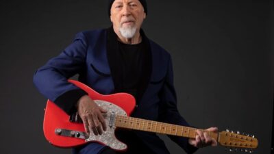 Featured image for Richard Thompson Announces New album, ‘Hippies, Thugs and Heroes’