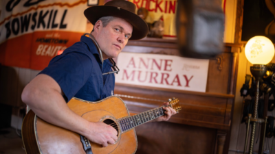 Featured image for Canadian songwriter Gordie Tentrees announces new single ‘Telegraph’ & UK tour!