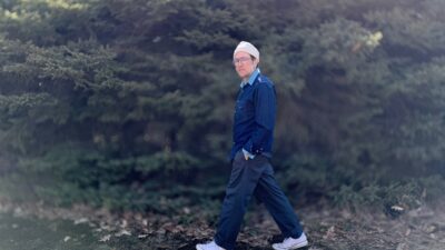 Featured image for Living – Dennis Ellsworth